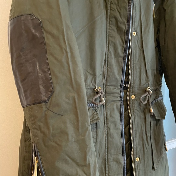 French connection szS pine green anorak w faux faux fur/leather trim - Picture 7 of 14